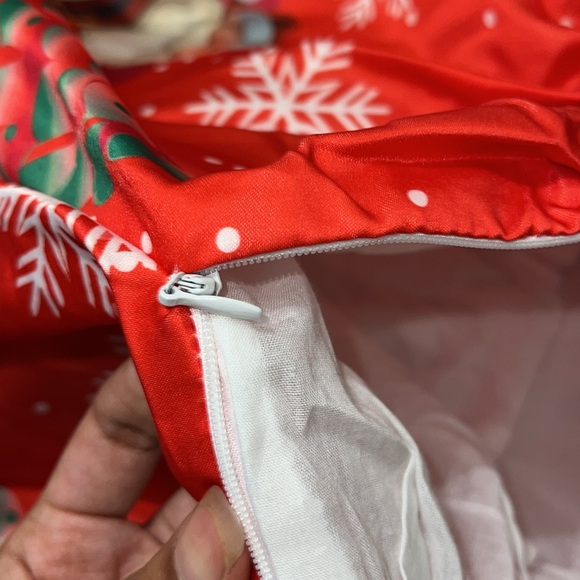 Girls Christmas Printed Holiday Dress NWOT - Picture 10 of 11